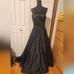Formal long dress